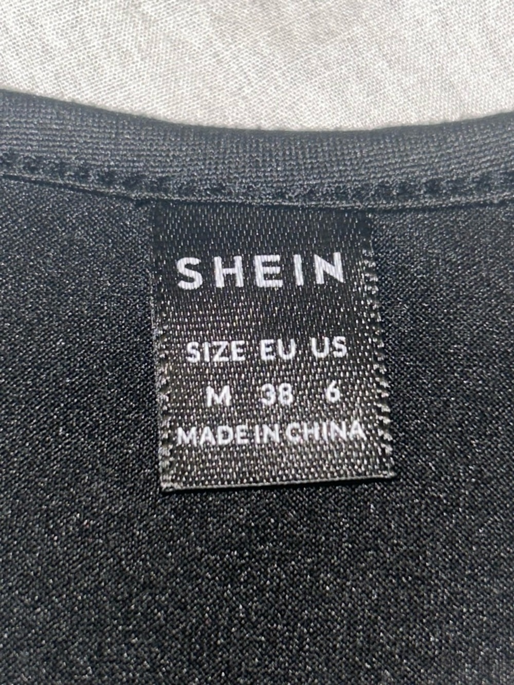 SHEIN Black Ribbed Racerback Crop Top - Picture 2 of 3